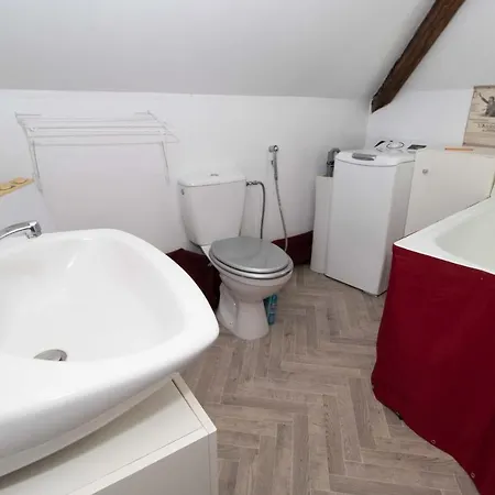 Apartamento Bright Apartment With Mezzanine *